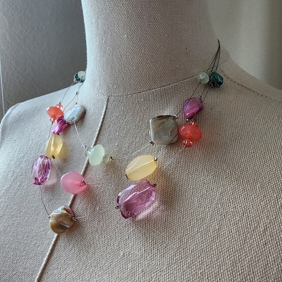 2 Bohemian shell and bead necklaces. - Picture 9 of 13